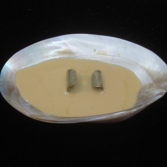 Vintage Shell Belt Clip Buckle Oval - Picture 5 of 5